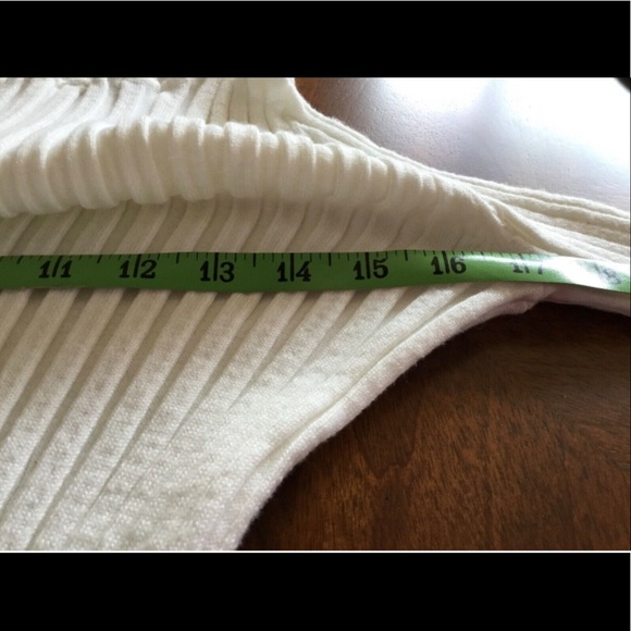 Sarah Johnson WIDE RIBBED TURTLENECK SWEATER IVORY S - Picture 9 of 11